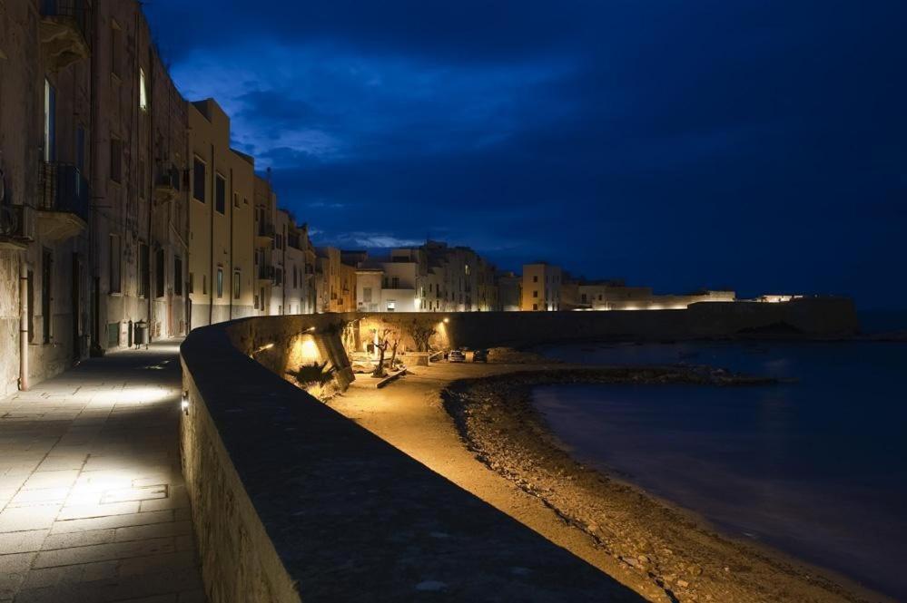Appartamento L'Ammiraglio Trapani Luaran gambar